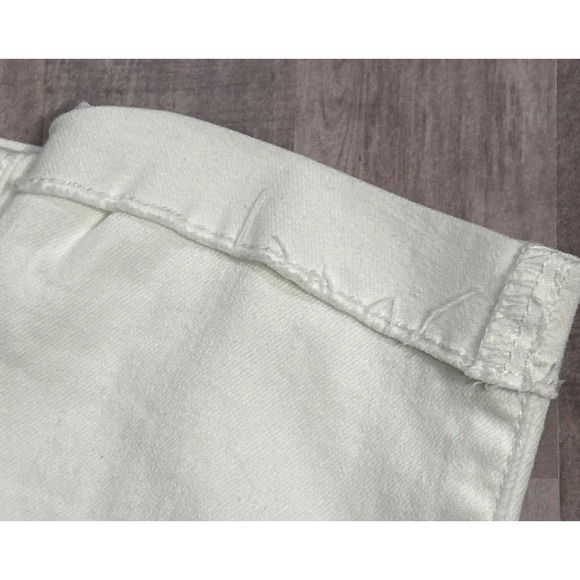 NWT Hollister Crop High Rise Jeans White Distressed Size 11 / 30 - Picture 7 of 8